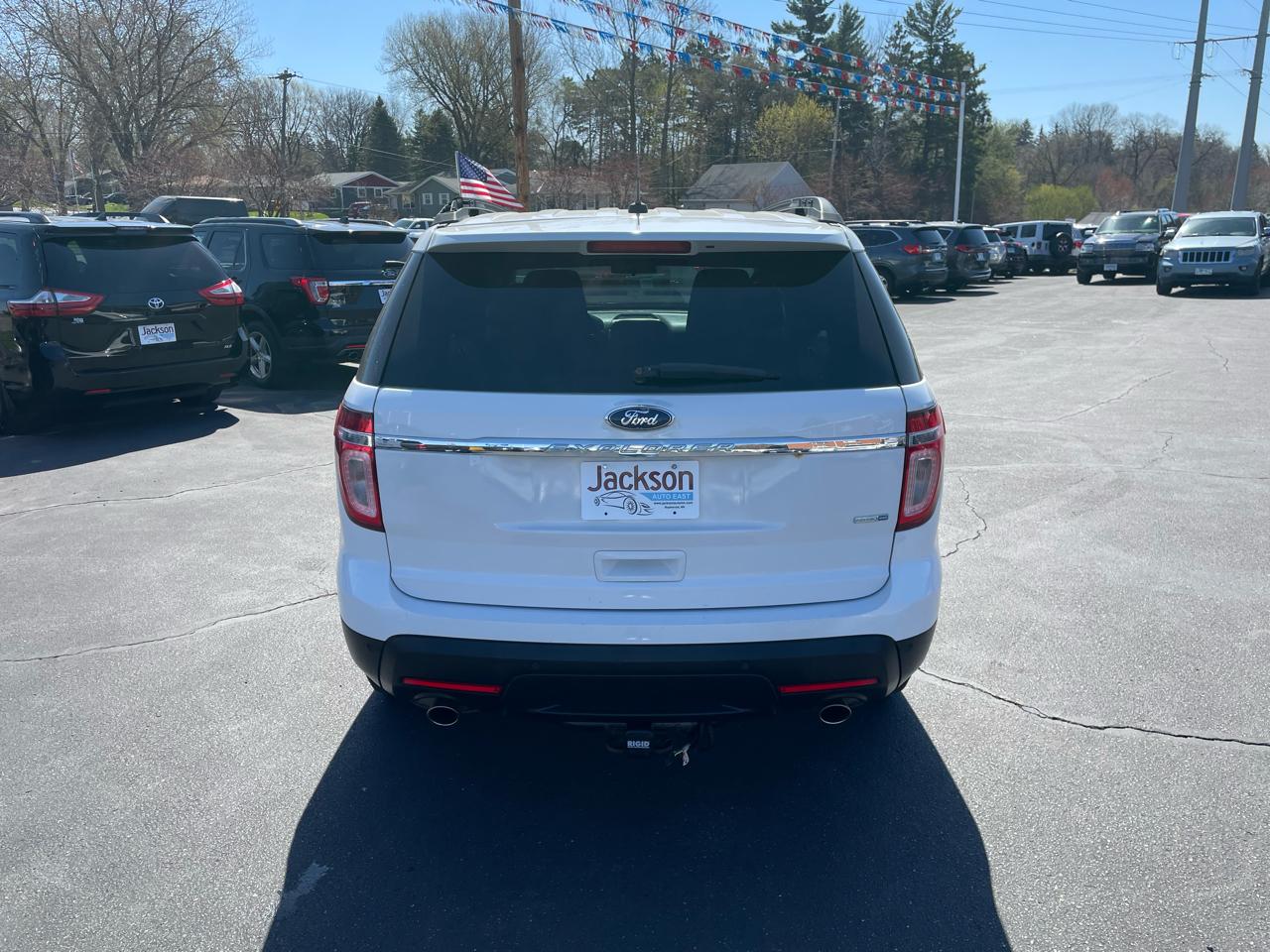 Ford Explorer 4WD 4dr Base 2013