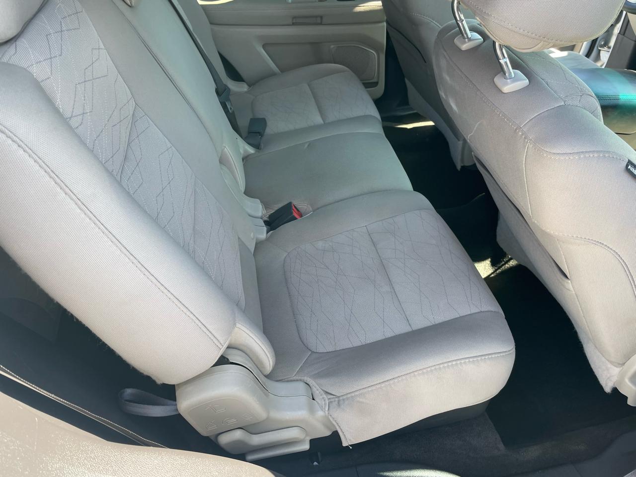 Ford Explorer 4WD 4dr Base 2013