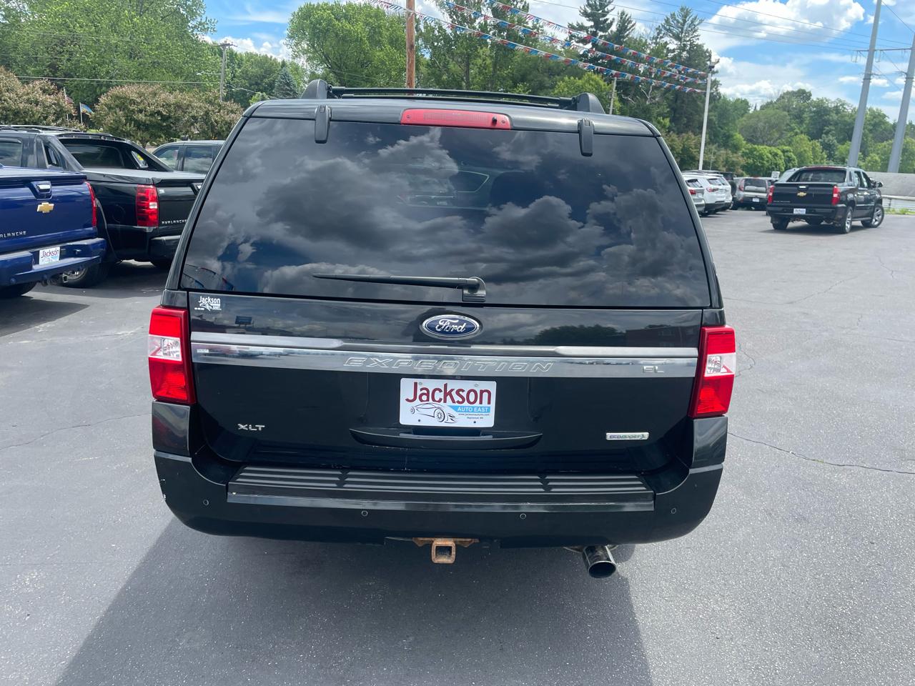 Ford Expedition EL 4WD 4dr XLT 2015