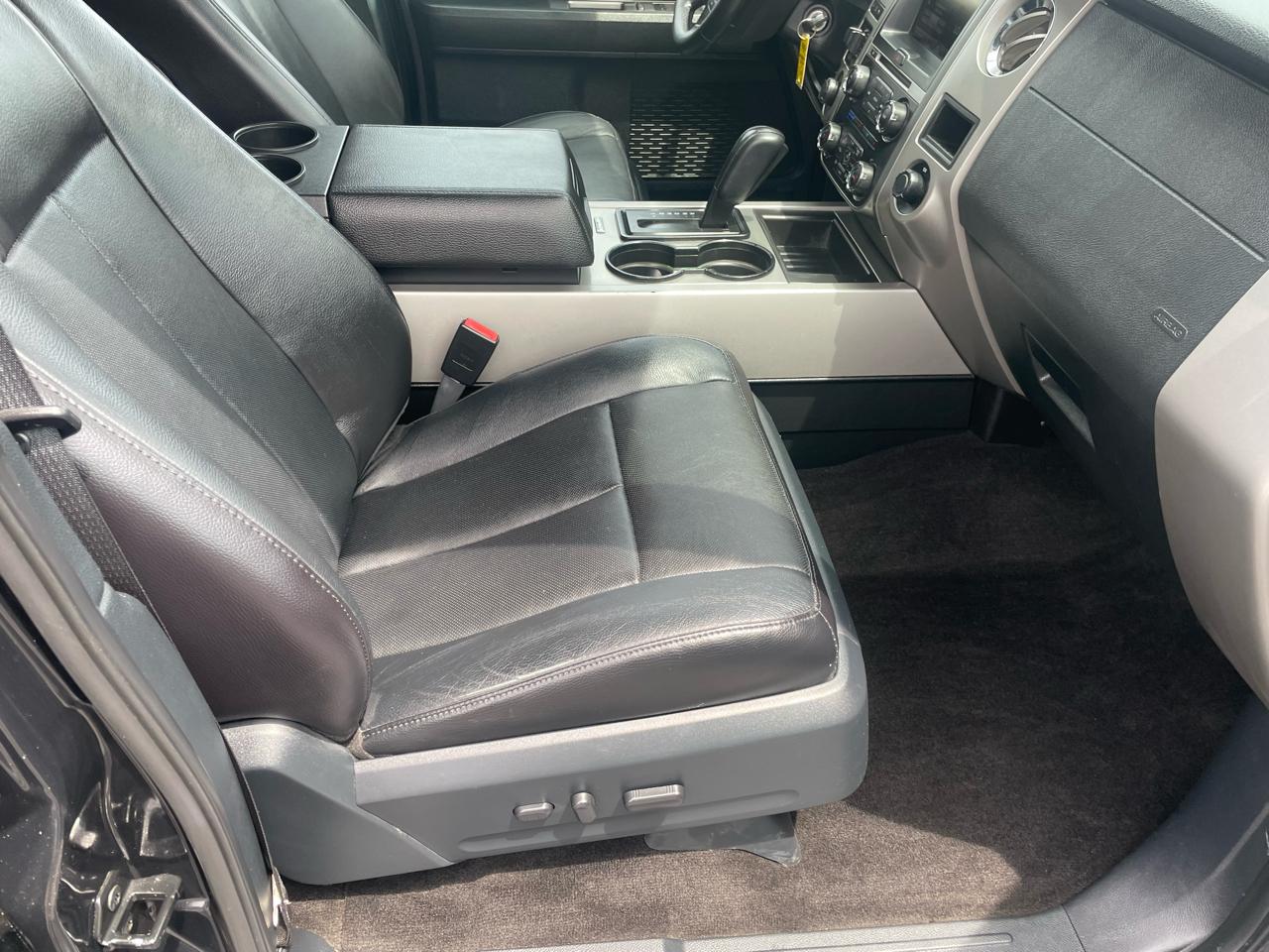Ford Expedition EL 4WD 4dr XLT 2015