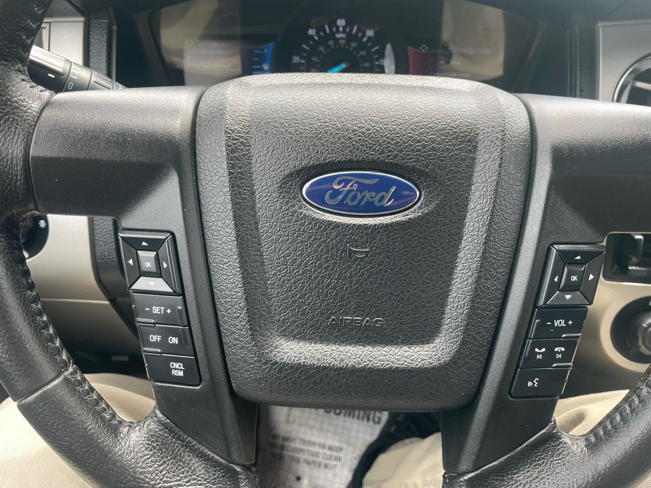 Ford Expedition EL 4WD 4dr XLT 2015