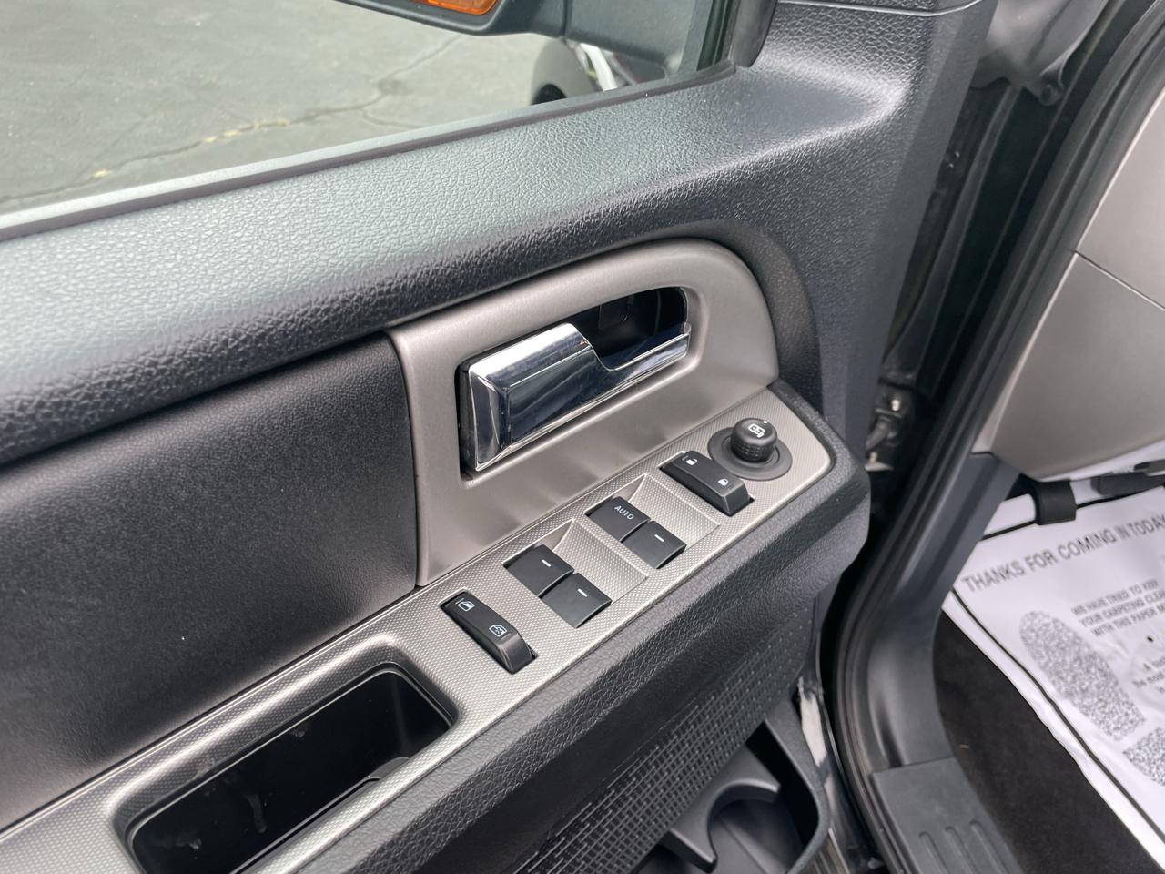 Ford Expedition EL 4WD 4dr XLT 2015