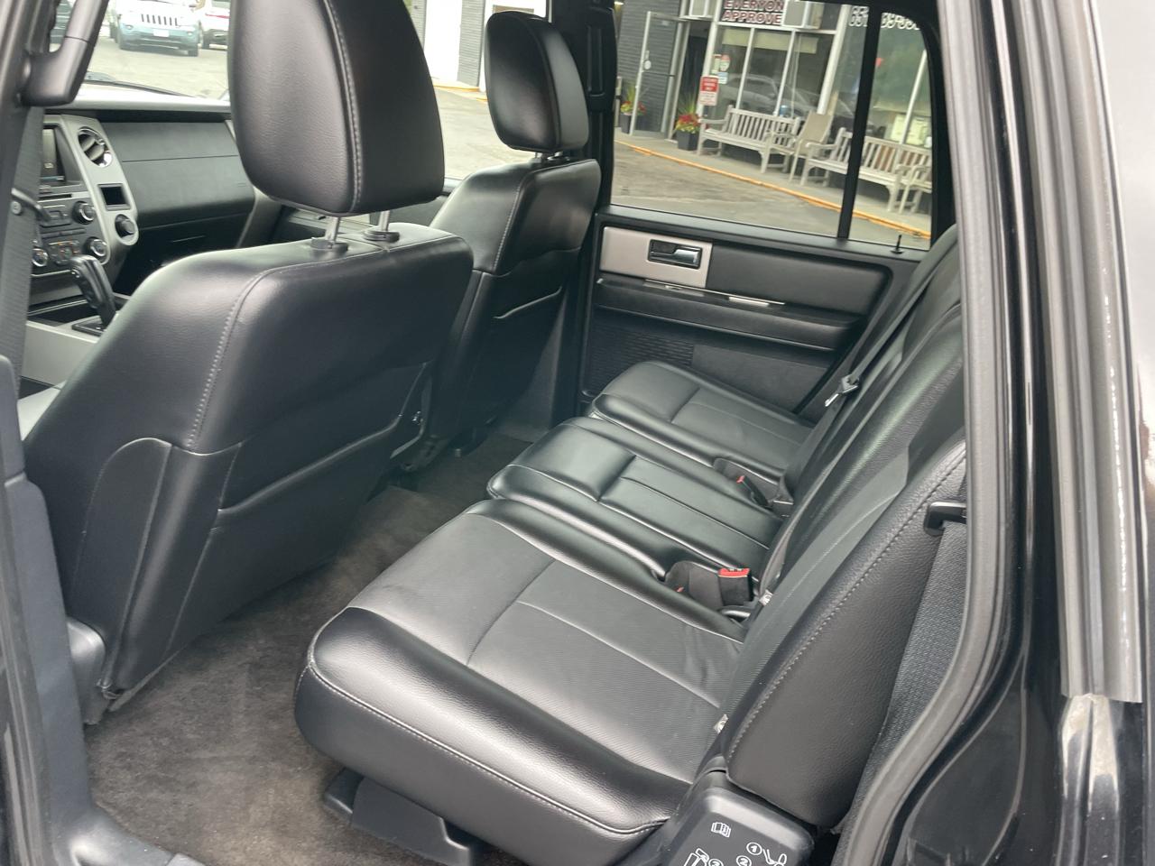 Ford Expedition EL 4WD 4dr XLT 2015