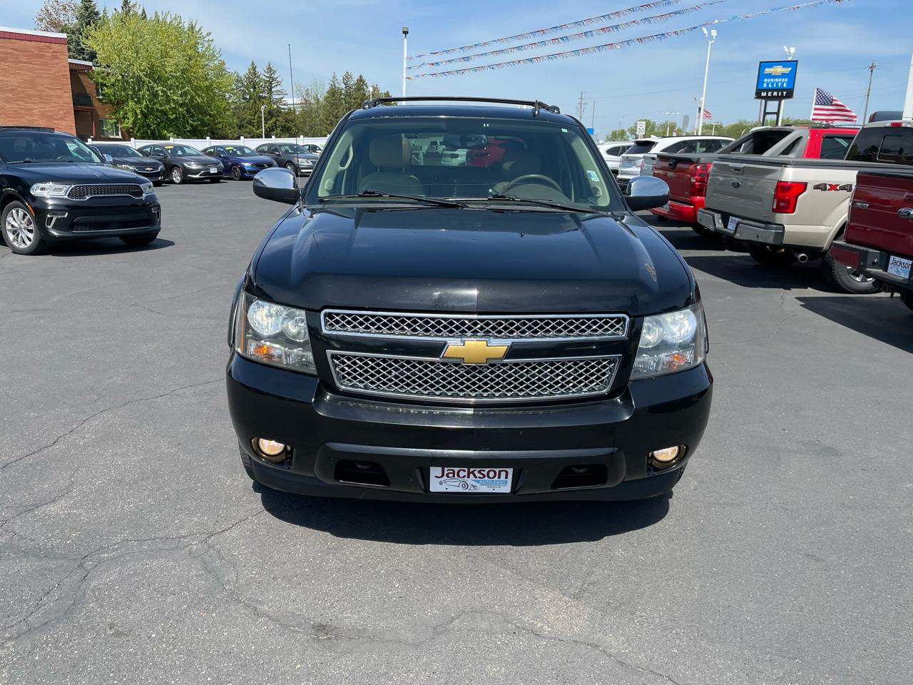 Chevrolet Avalanche 4WD Crew Cab LTZ 2013
