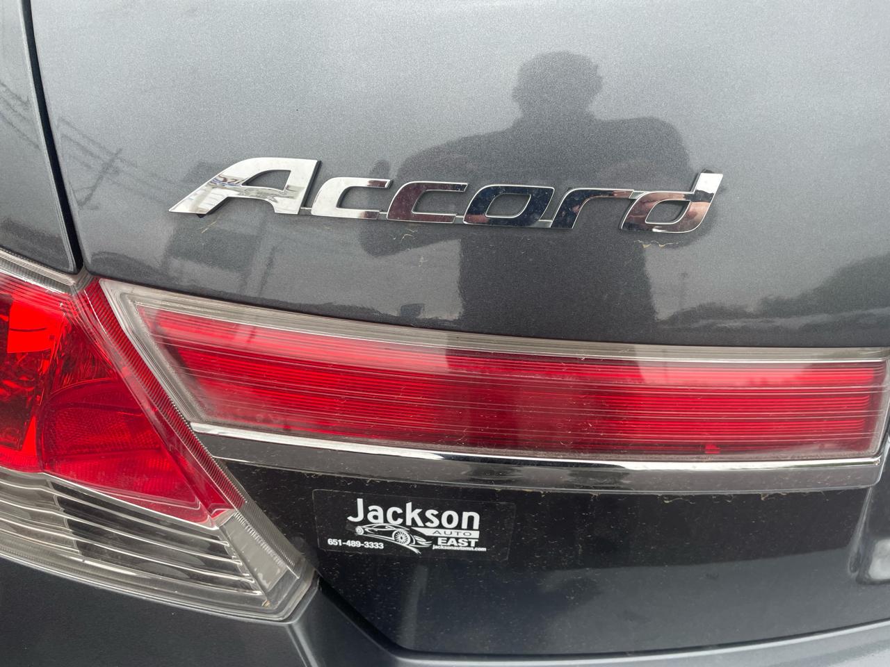Honda Accord Sdn 4dr I4 Auto SE 2012