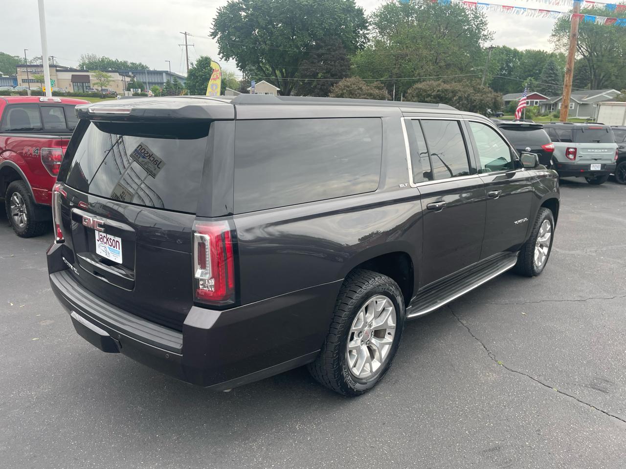 GMC Yukon XL 4WD 4dr SLT 2015
