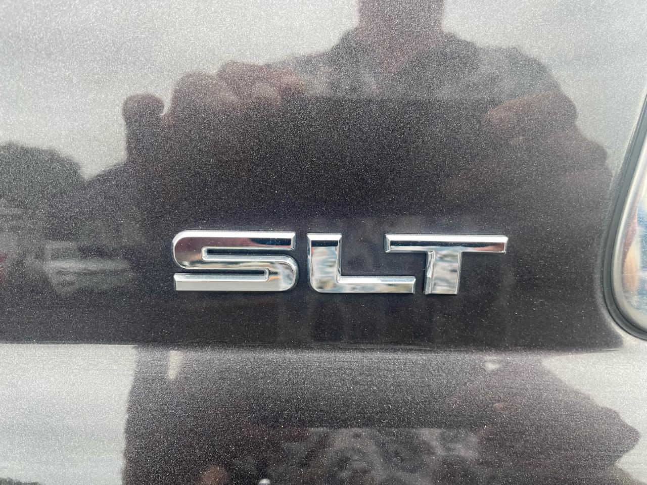 GMC Yukon XL 4WD 4dr SLT 2015