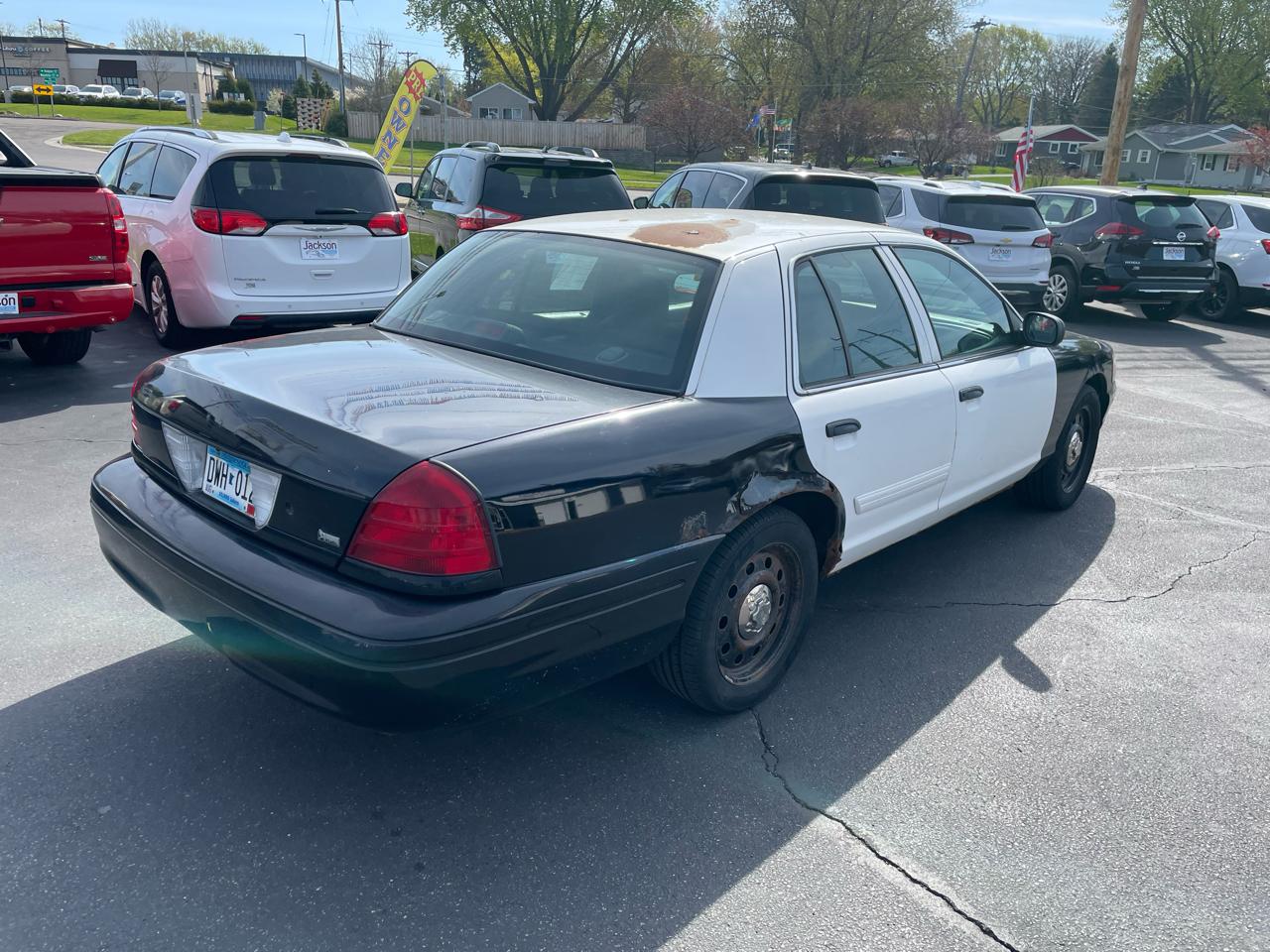 Ford Police Interceptor 4dr Sdn w/3.27 Axle 2010