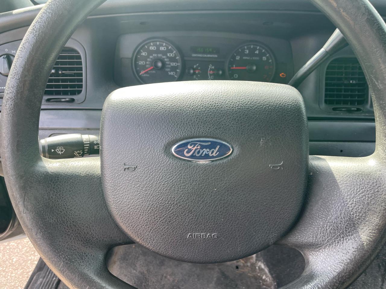 Ford Police Interceptor 4dr Sdn w/3.27 Axle 2010