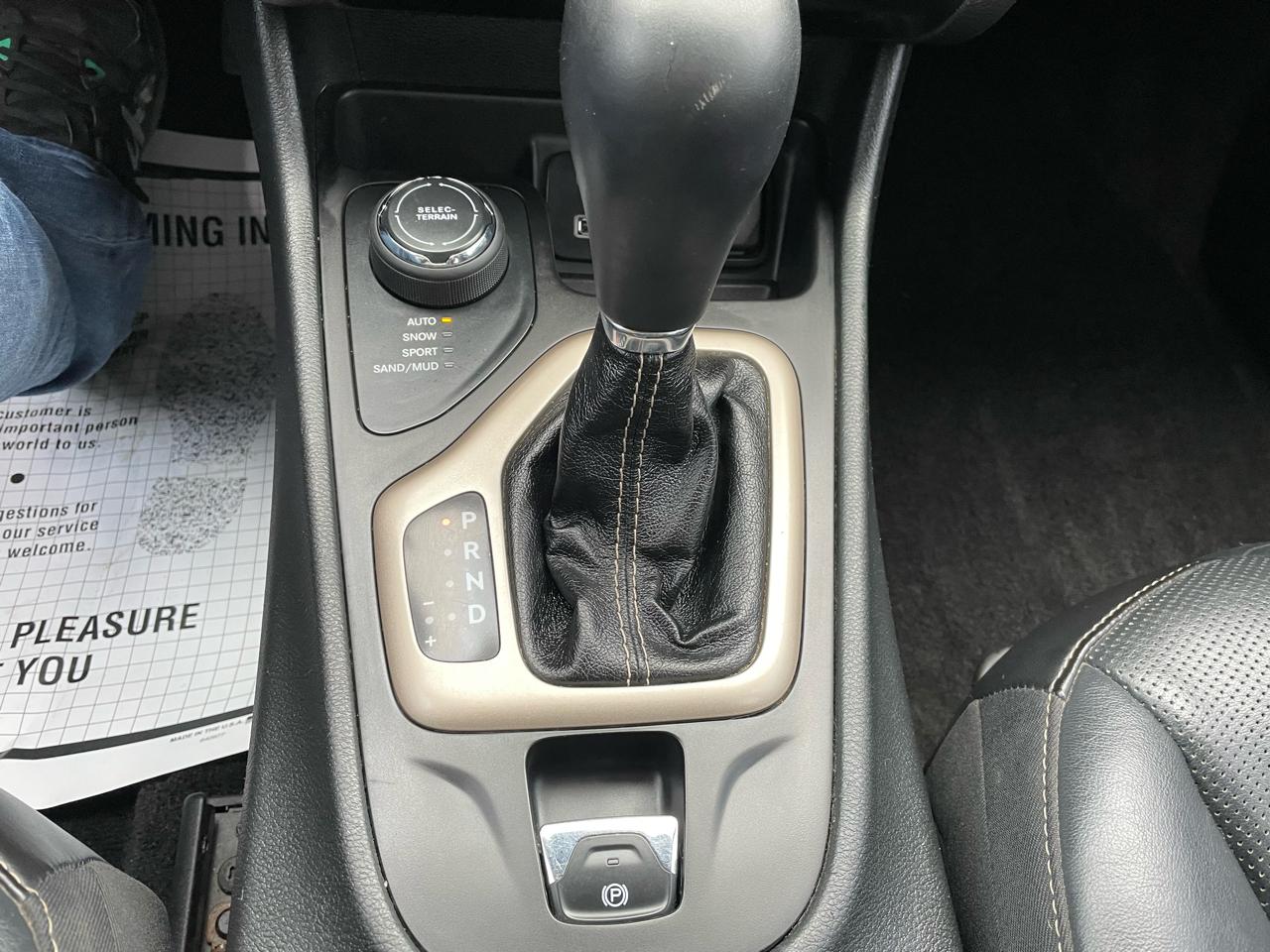 Jeep Cherokee 4WD 4dr Limited 2015