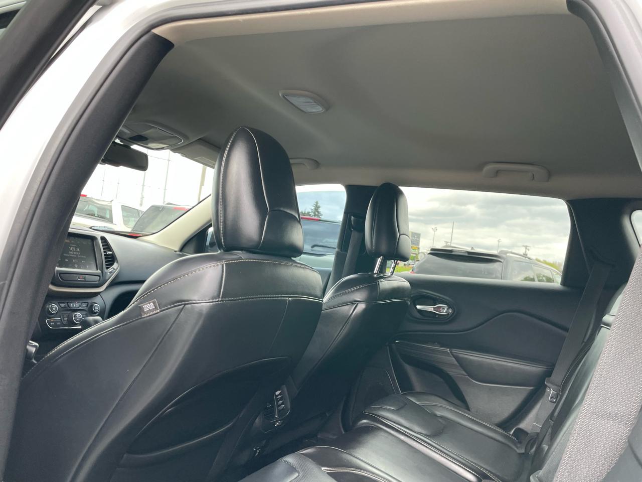 Jeep Cherokee 4WD 4dr Limited 2015