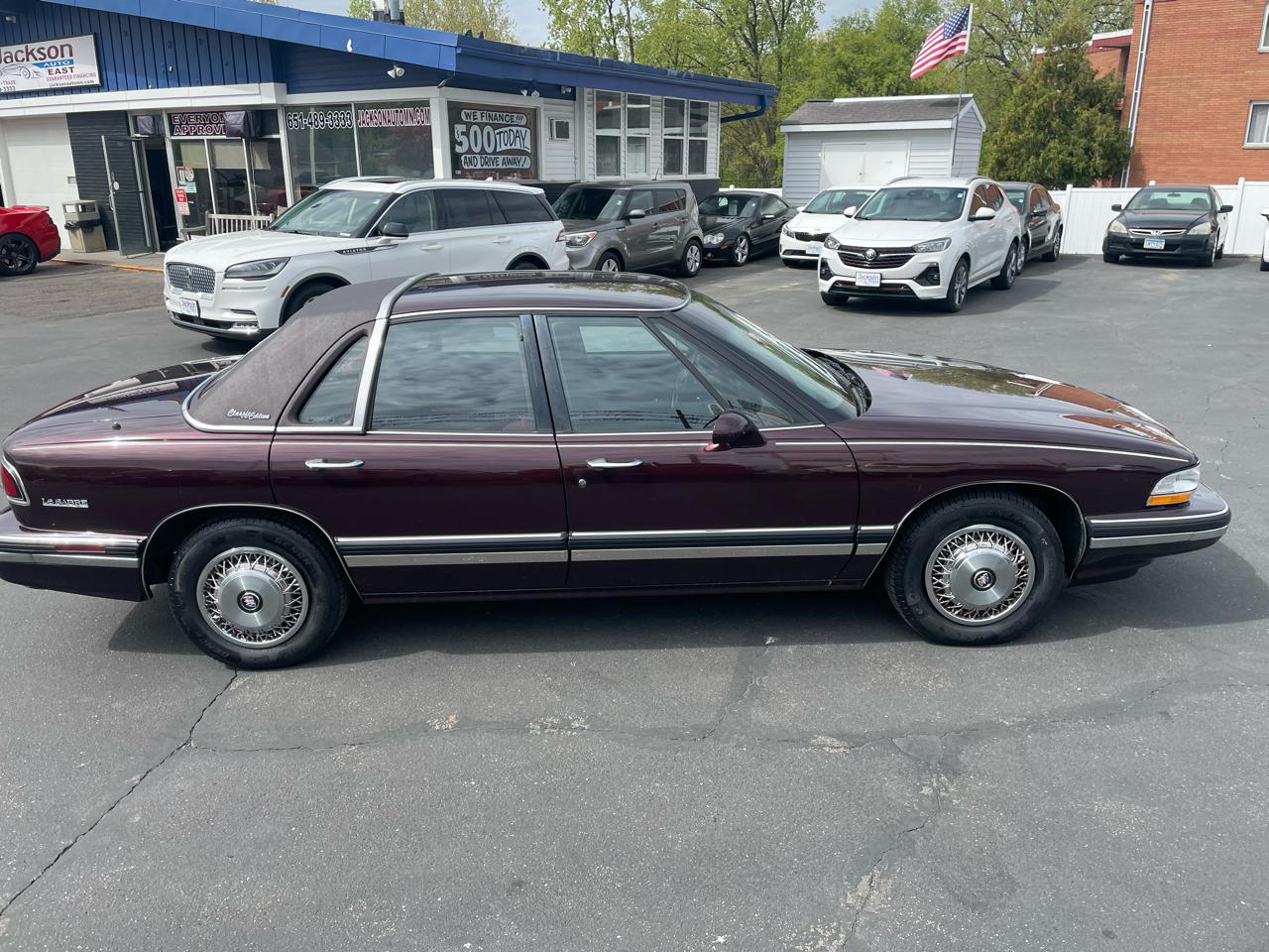 Buick LeSabre 4dr Sedan Limited 1995