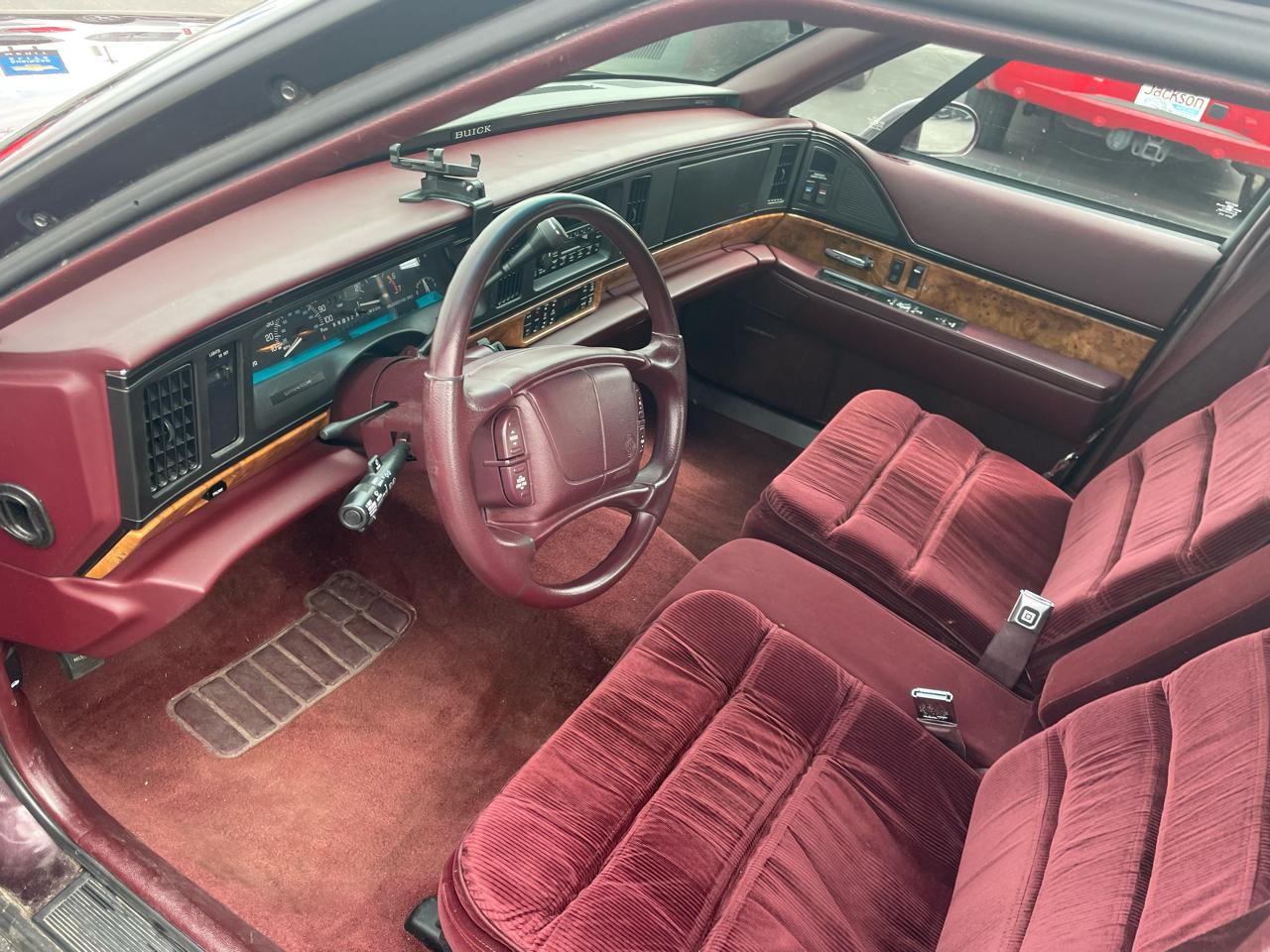 Buick LeSabre 4dr Sedan Limited 1995