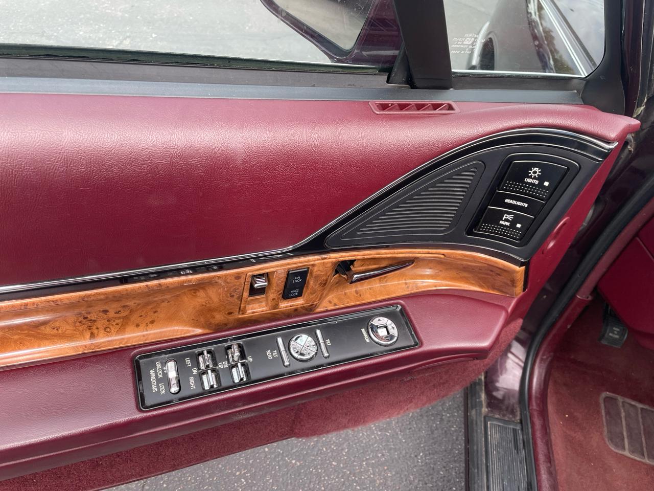 Buick LeSabre 4dr Sedan Limited 1995