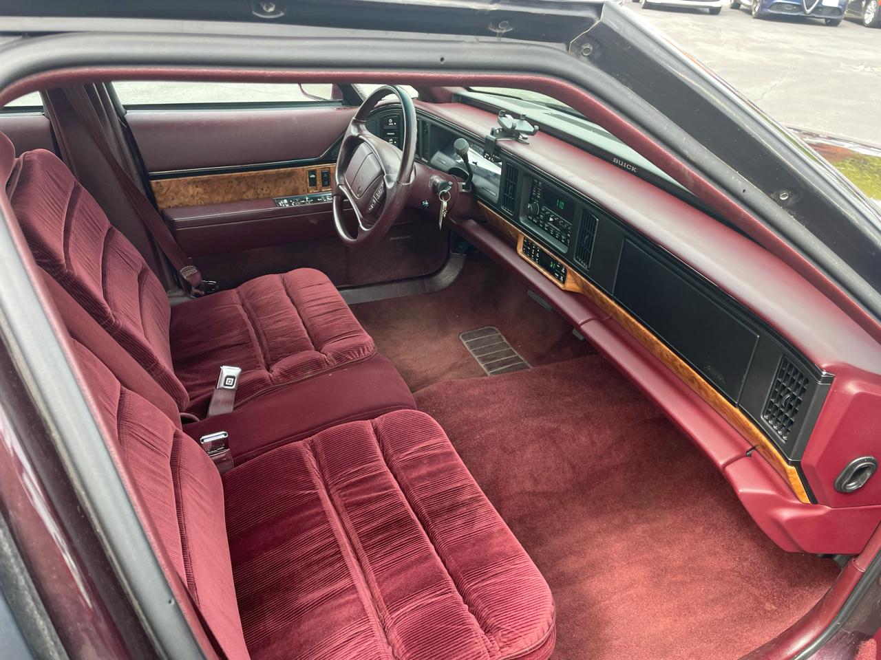 Buick LeSabre 4dr Sedan Limited 1995