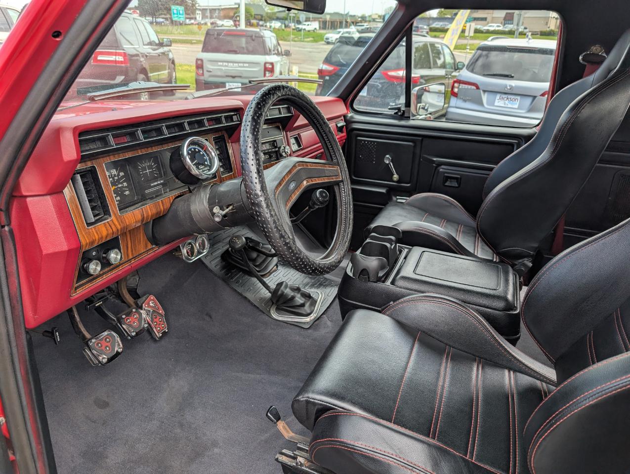 Ford Bronco 2dr Custom 1980