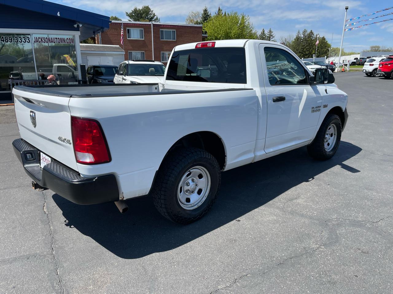 RAM 1500 4WD Reg Cab 120.5" Tradesman 2016