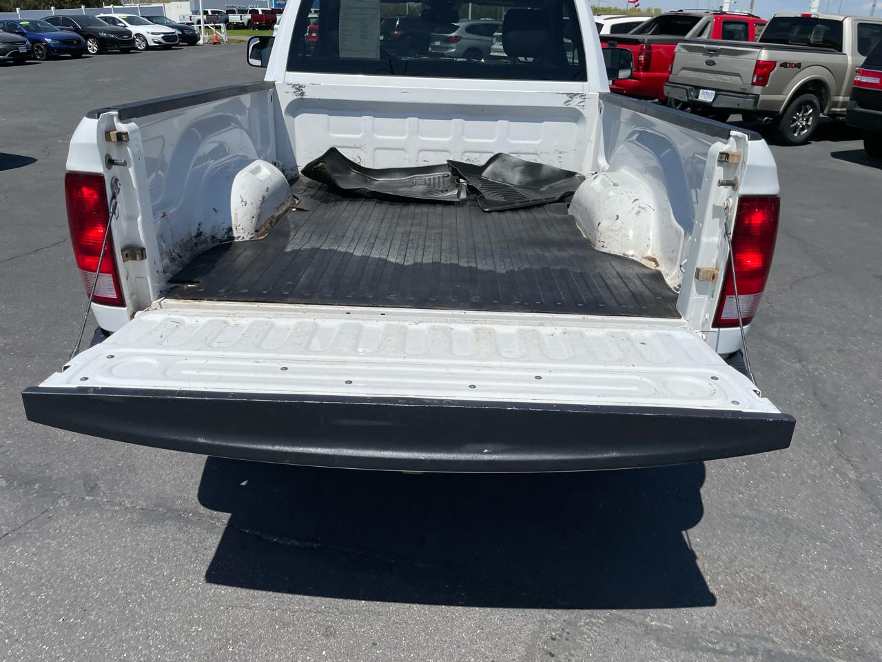RAM 1500 4WD Reg Cab 120.5" Tradesman 2016