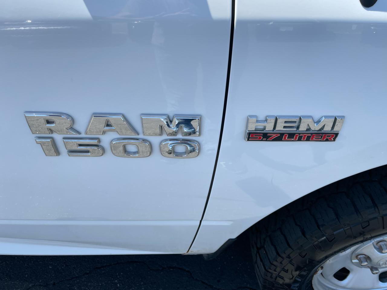 RAM 1500 4WD Reg Cab 120.5" Tradesman 2016
