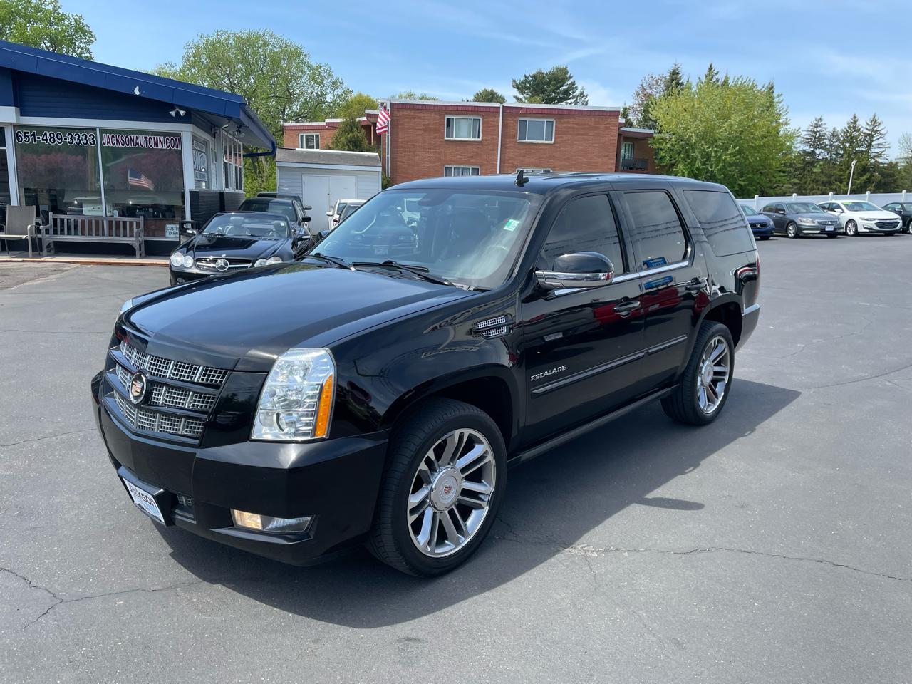 Cadillac Escalade AWD 4dr Premium 2013