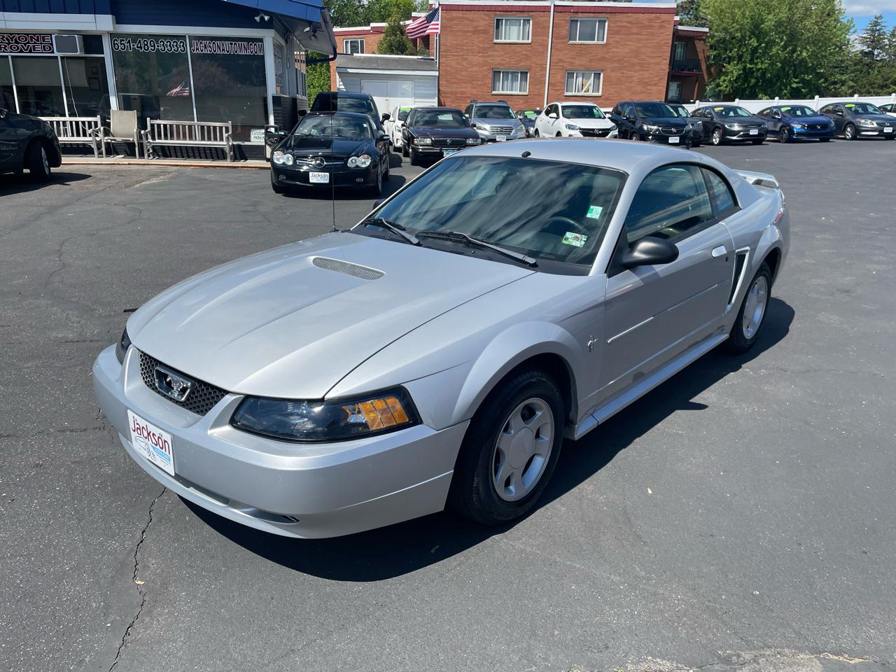Ford Mustang 2dr Cpe Standard 2001
