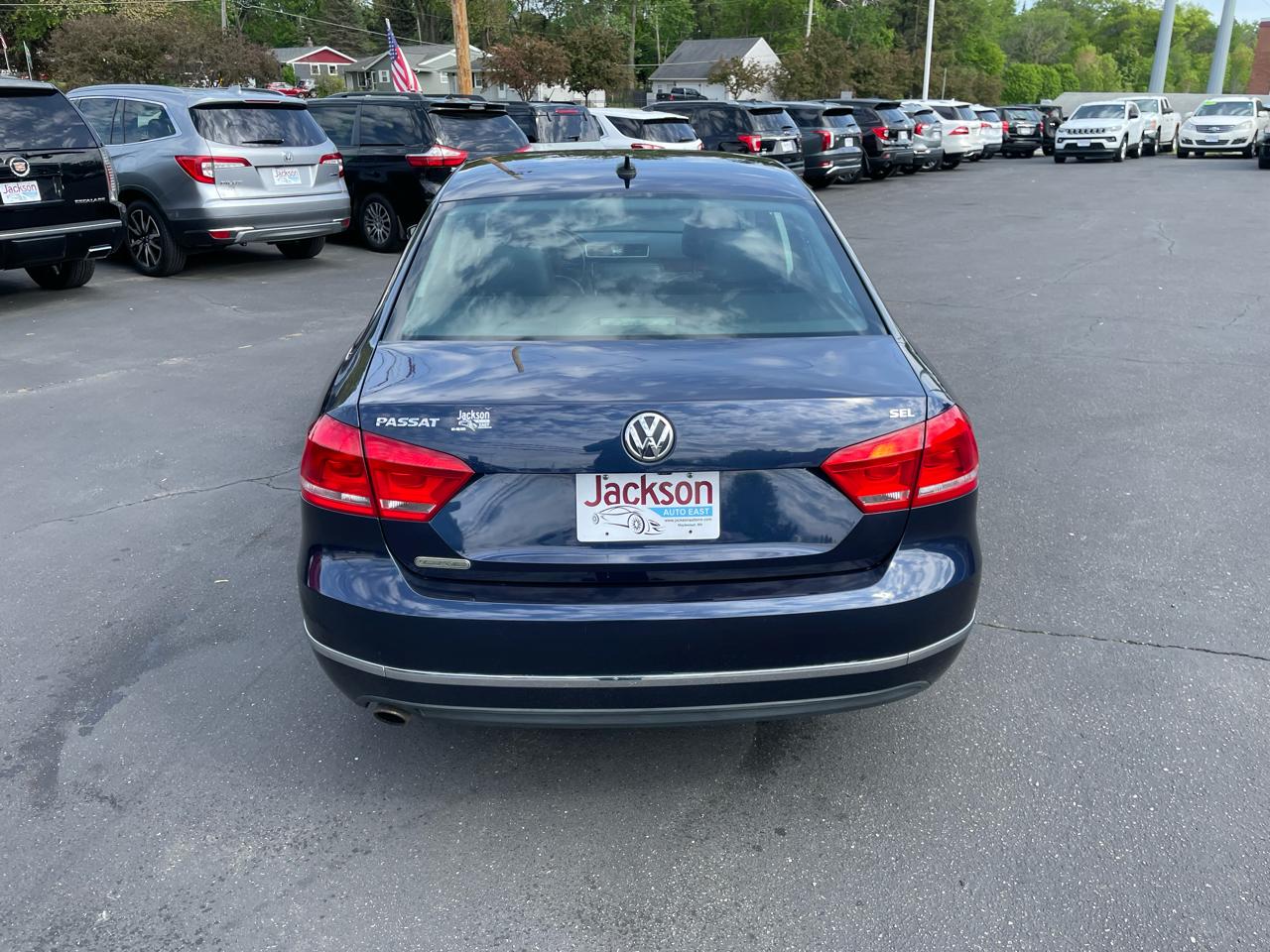 Volkswagen Passat 4dr Sdn 2.5L Auto SEL Premium PZEV 2013