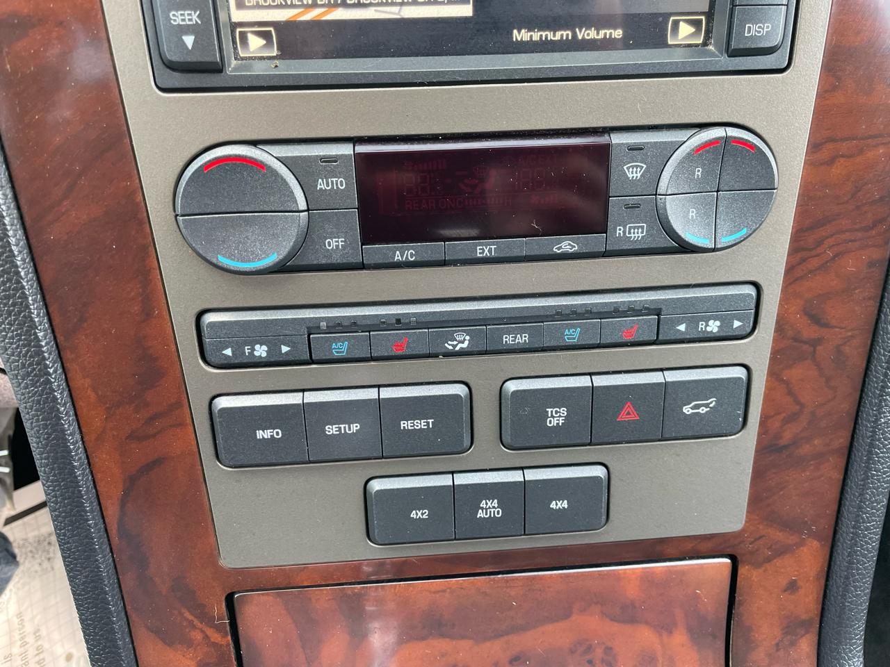 Lincoln Navigator 4WD 4dr 2012