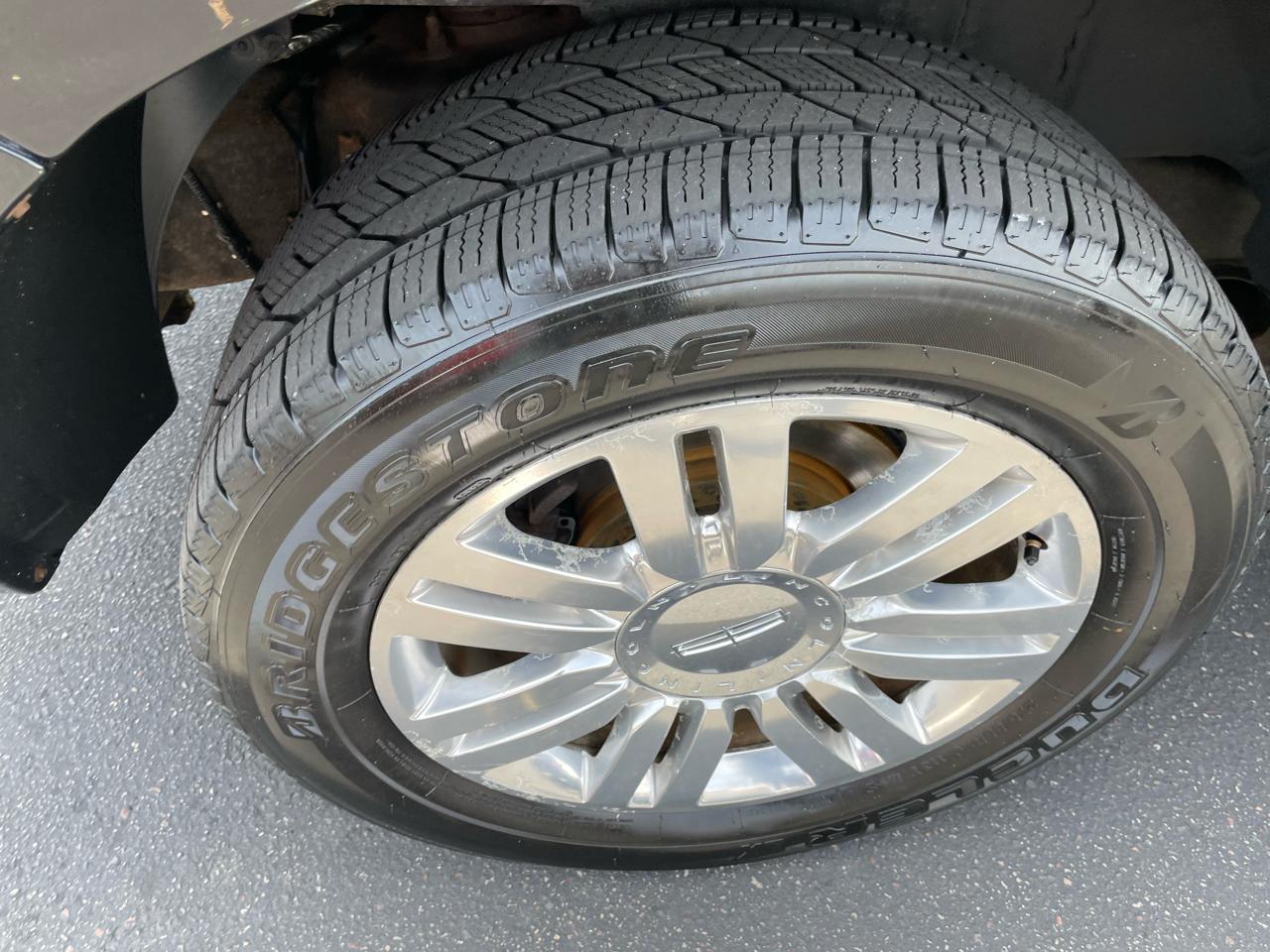 Lincoln Navigator 4WD 4dr 2012