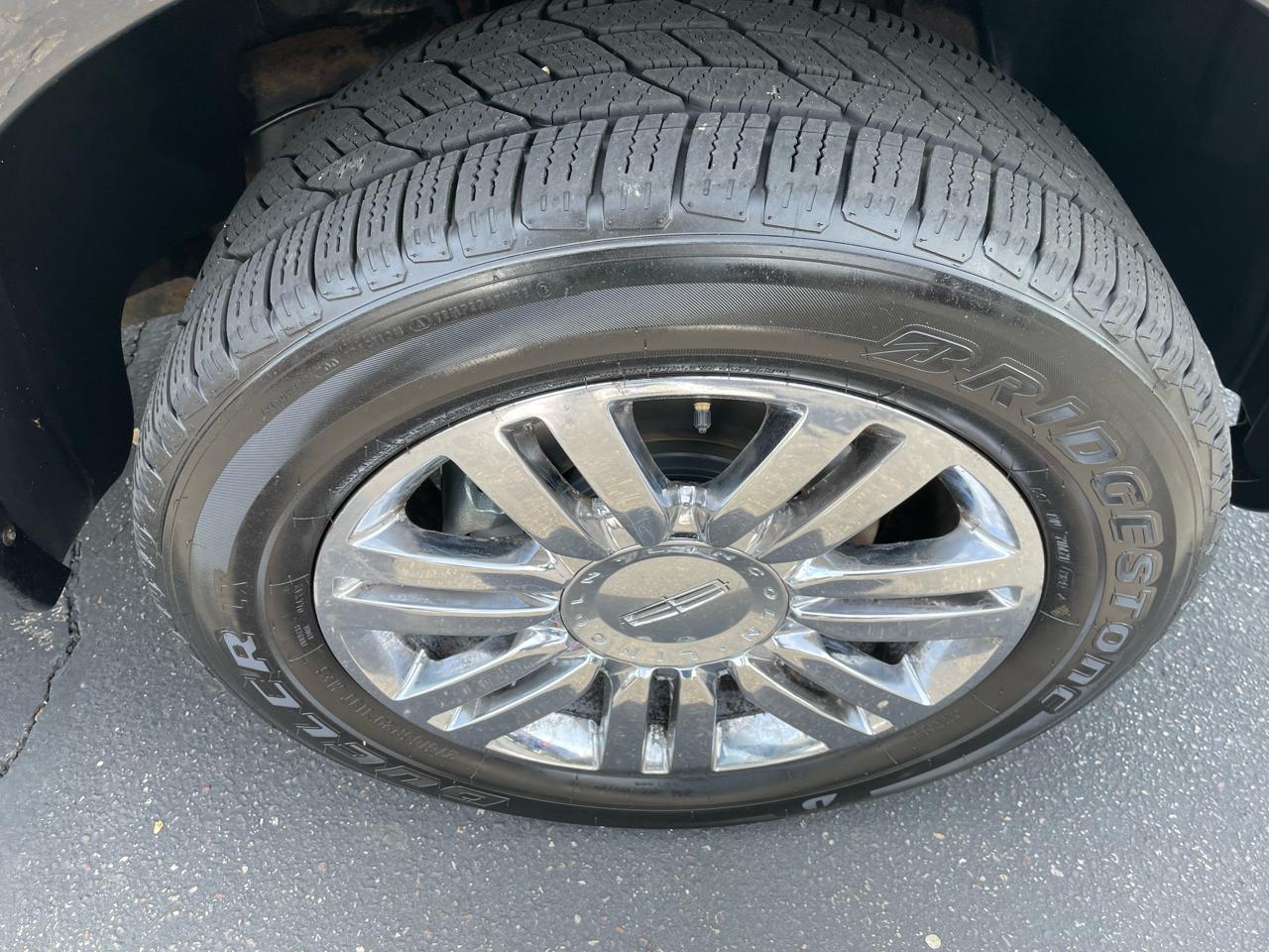 Lincoln Navigator 4WD 4dr 2012