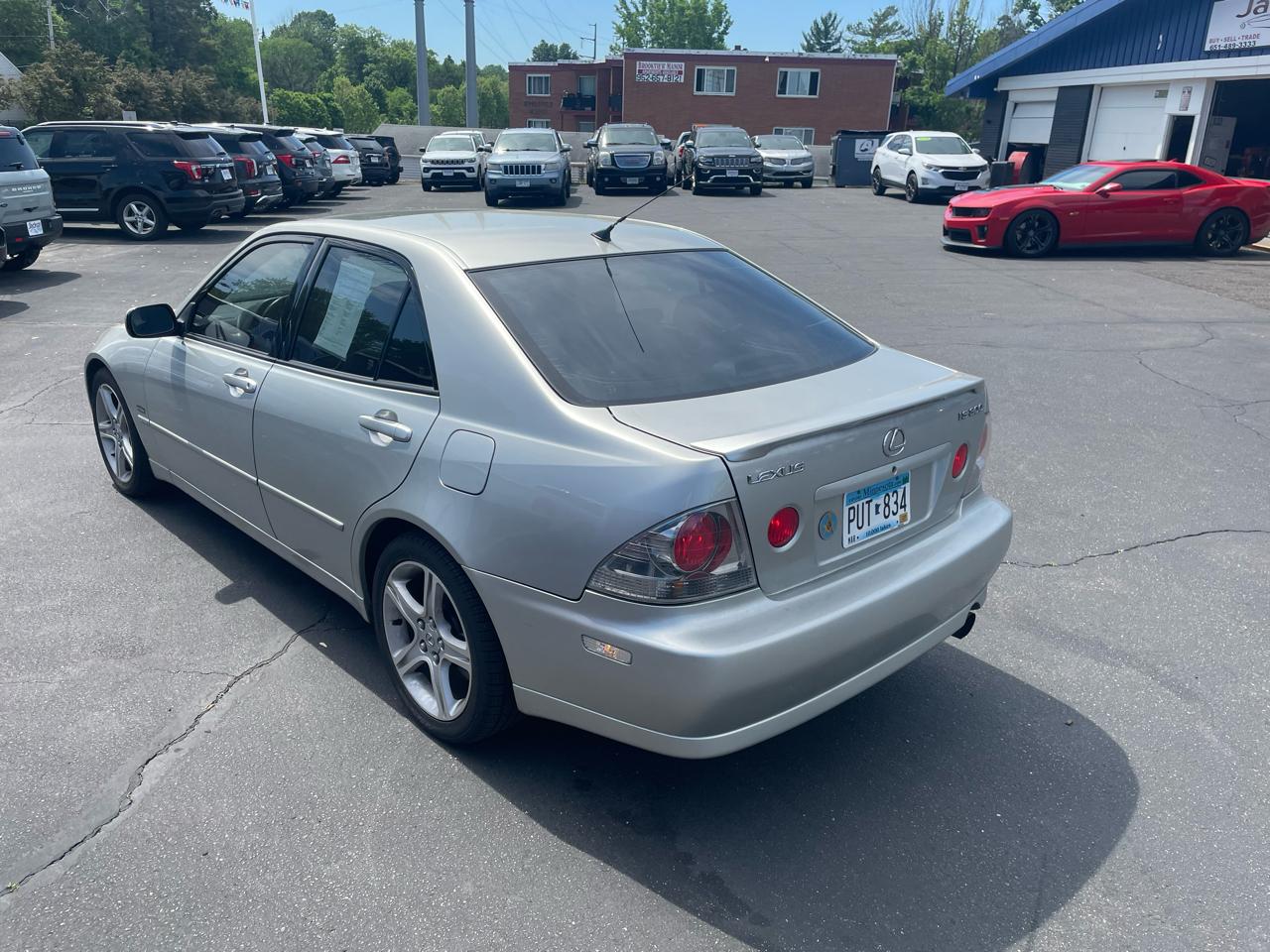 Lexus IS 300 4dr Sdn 2001
