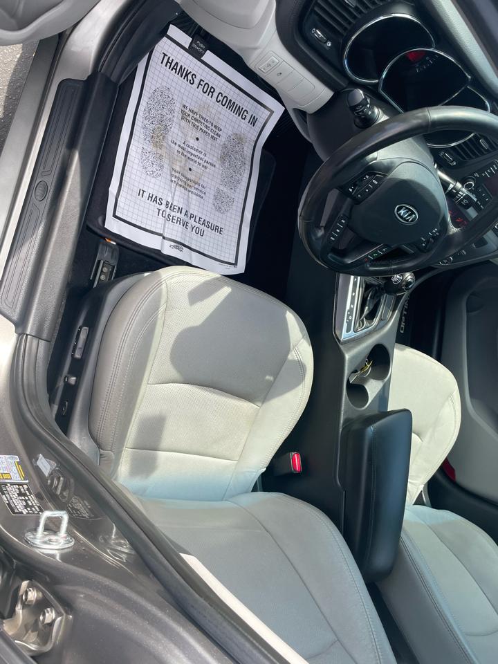 Kia Optima 4dr Sdn 2.4L Auto EX 2012