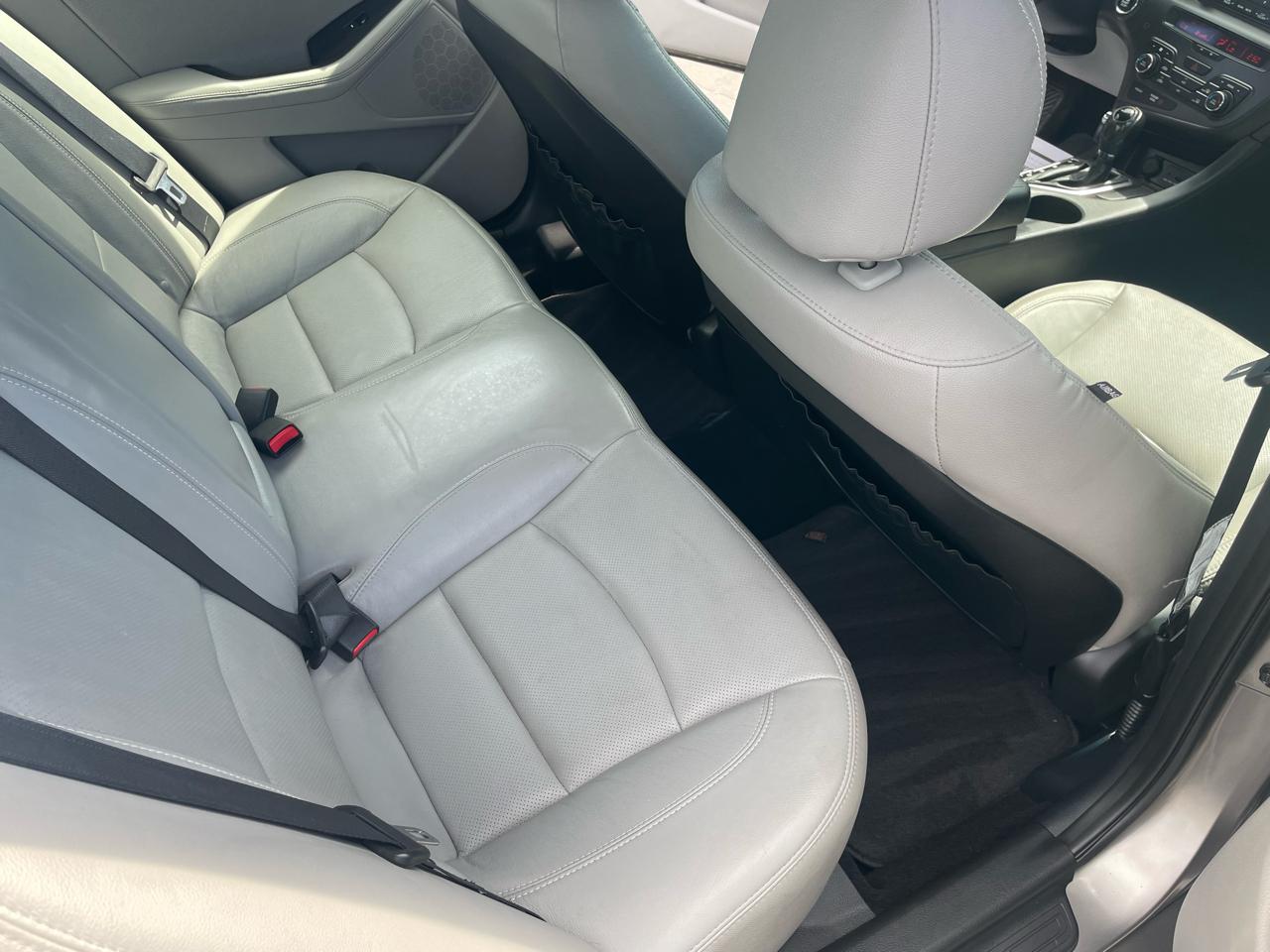 Kia Optima 4dr Sdn 2.4L Auto EX 2012