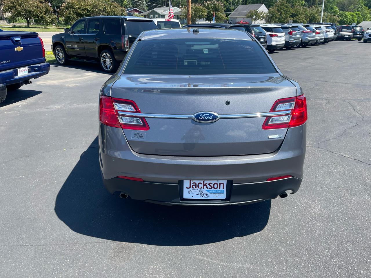 Ford Sedan Police Interceptor 4dr Sdn AWD 2015