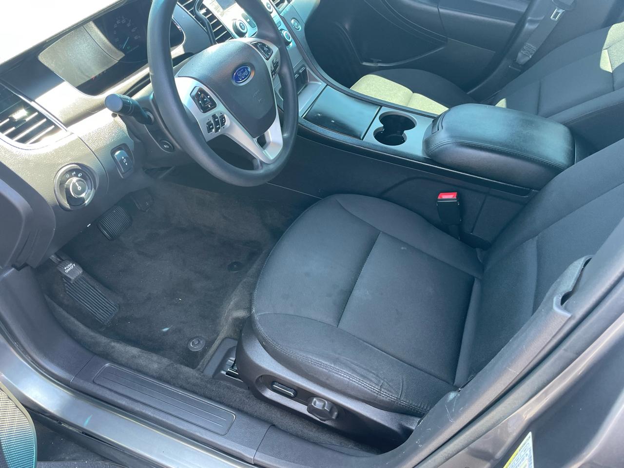 Ford Sedan Police Interceptor 4dr Sdn AWD 2015