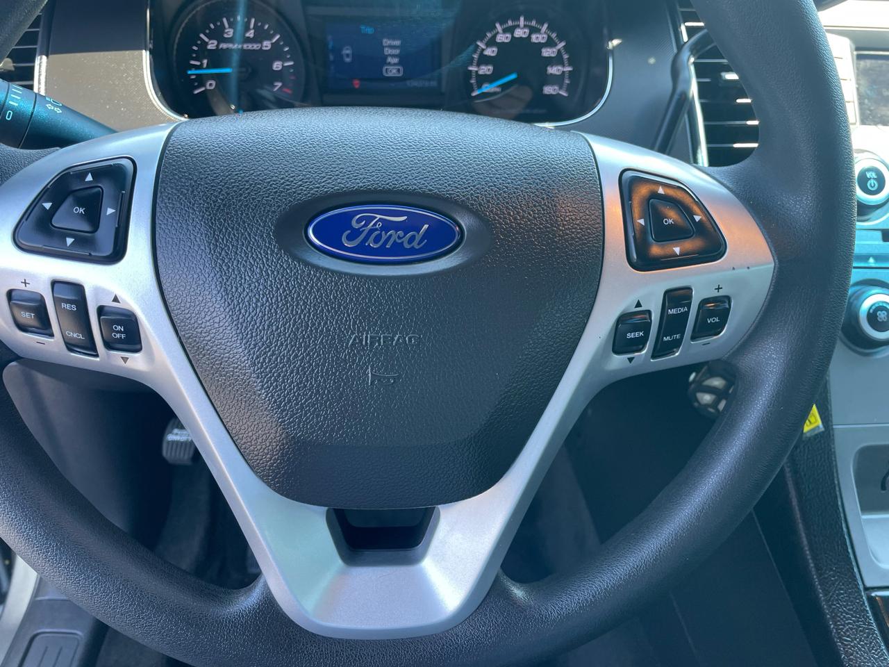 Ford Sedan Police Interceptor 4dr Sdn AWD 2015
