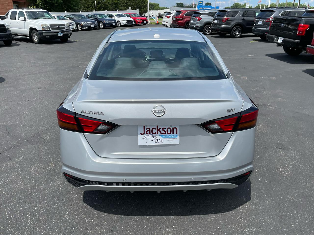 Nissan Altima 2.5 SV Sedan 2024