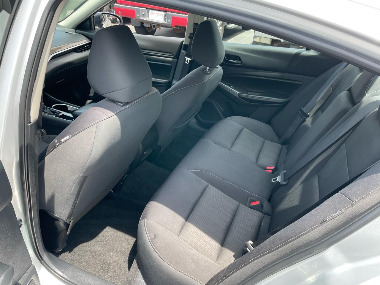 Nissan Altima 2.5 SV Sedan 2024