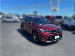 2018 Toyota Highlander 