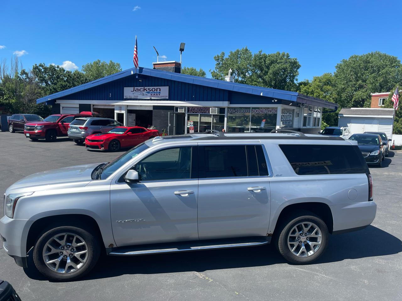 GMC Yukon XL 4WD 4dr SLT 2015