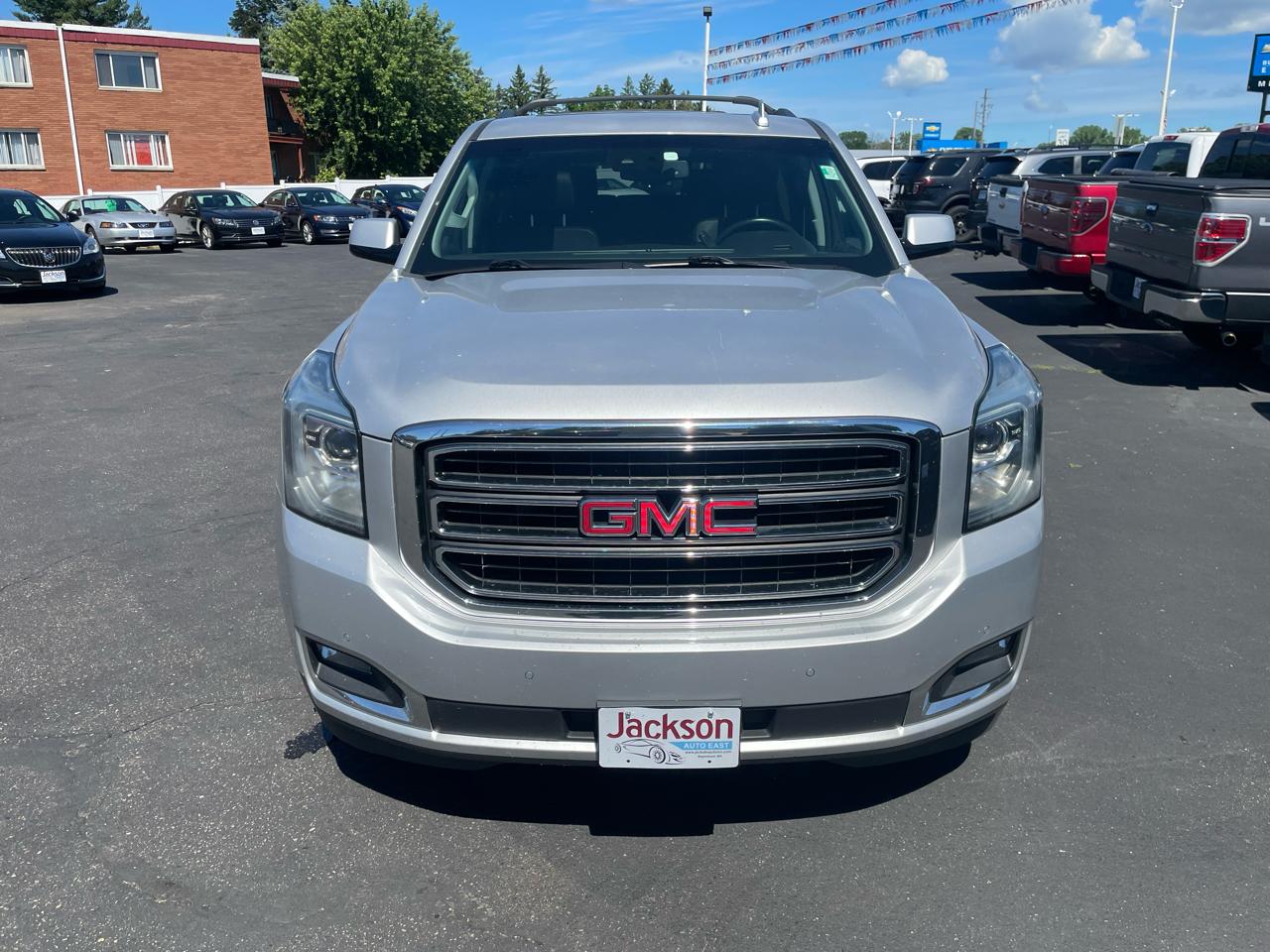 GMC Yukon XL 4WD 4dr SLT 2015