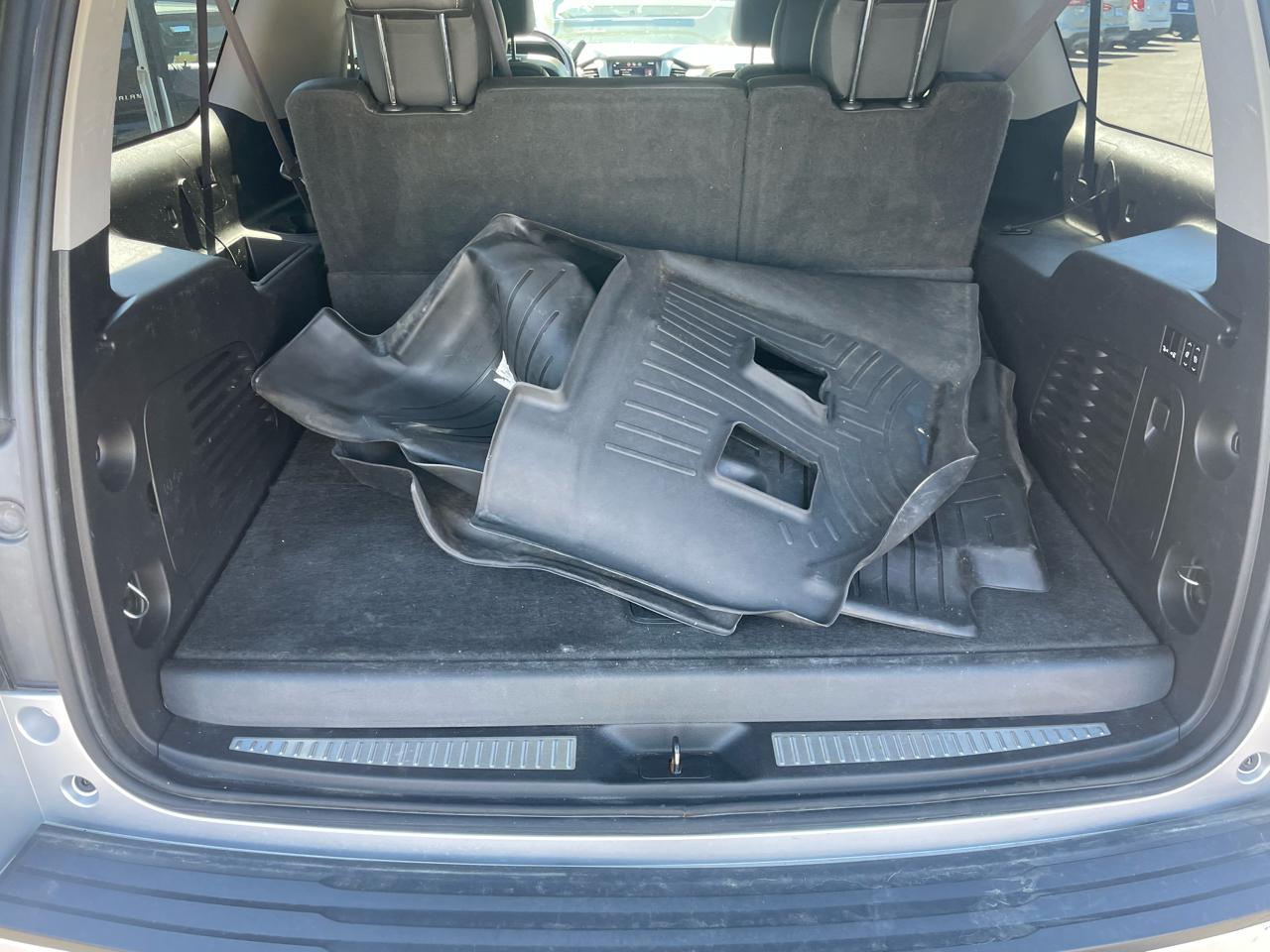 GMC Yukon XL 4WD 4dr SLT 2015
