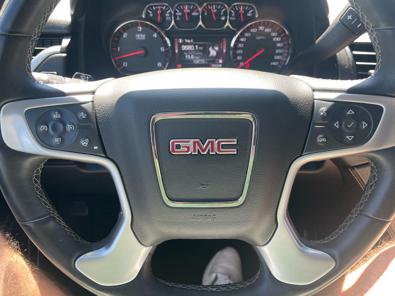 GMC Yukon XL 4WD 4dr SLT 2015