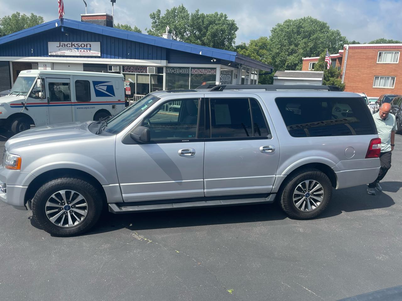 Ford Expedition EL 4WD 4dr XLT 2016