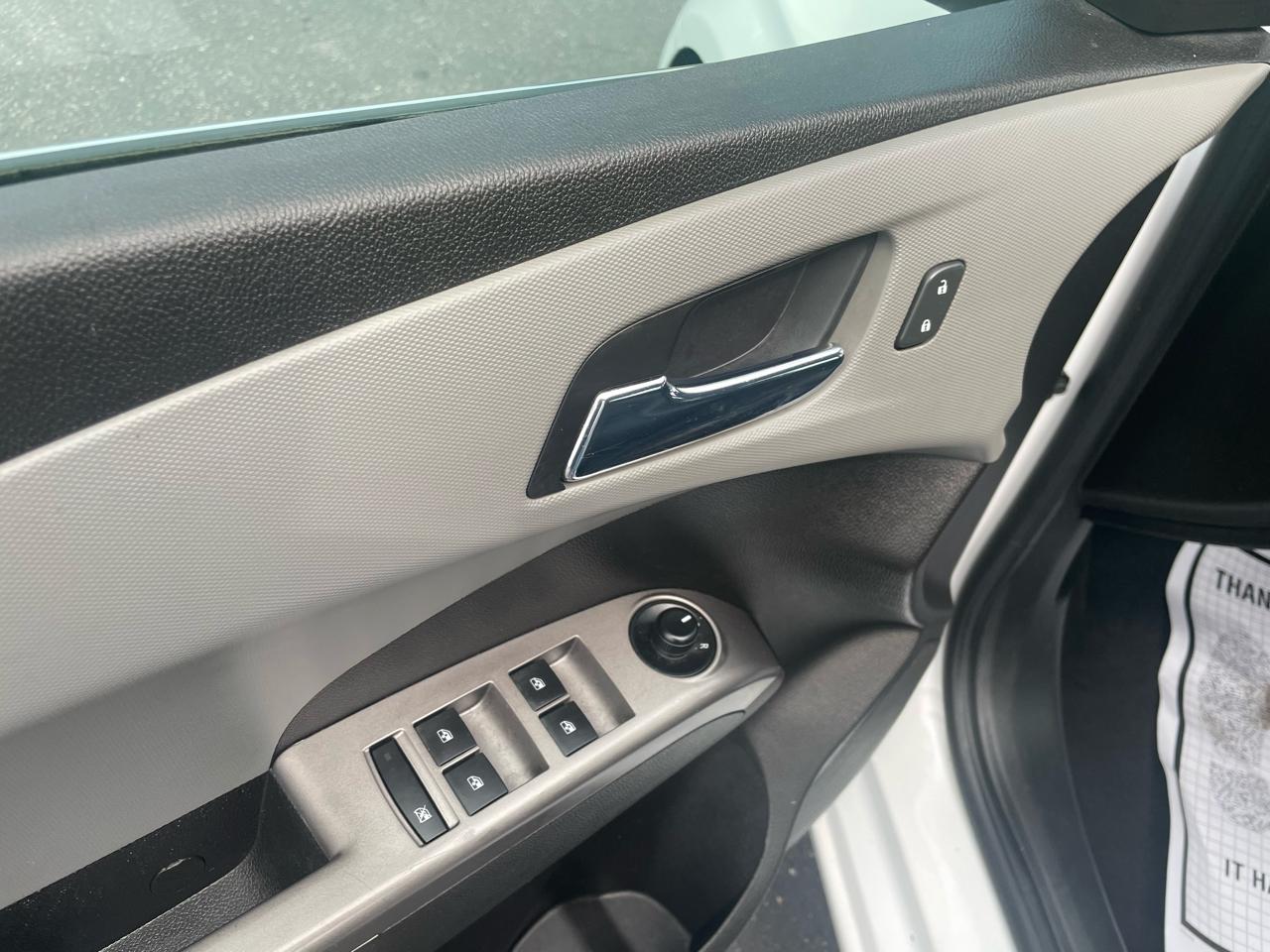 Chevrolet Sonic 4dr Sdn Auto Premier 2019