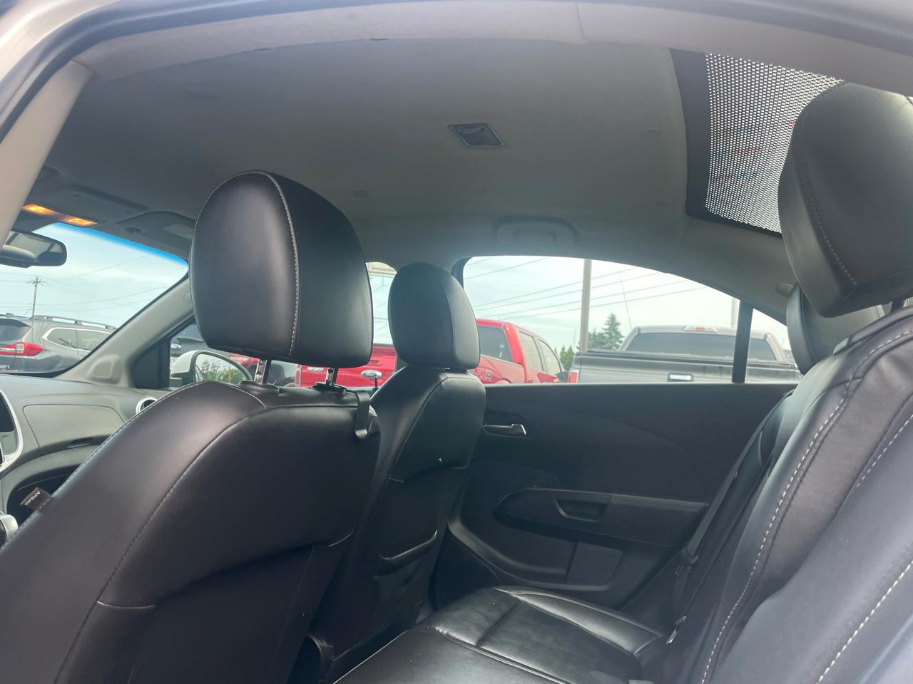 Chevrolet Sonic 4dr Sdn Auto Premier 2019