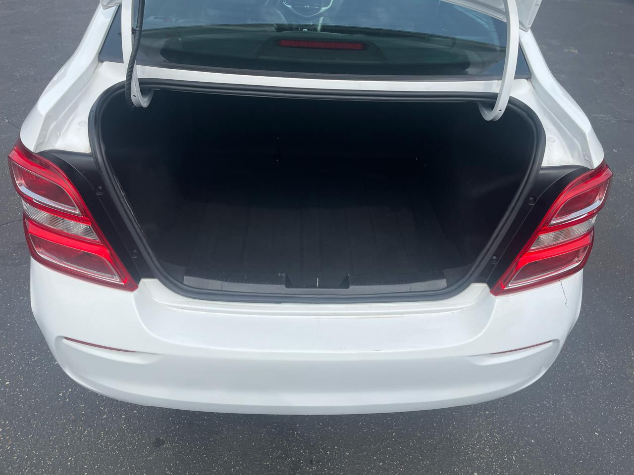 Chevrolet Sonic 4dr Sdn Auto Premier 2019