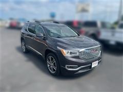 2017 GMC Acadia 