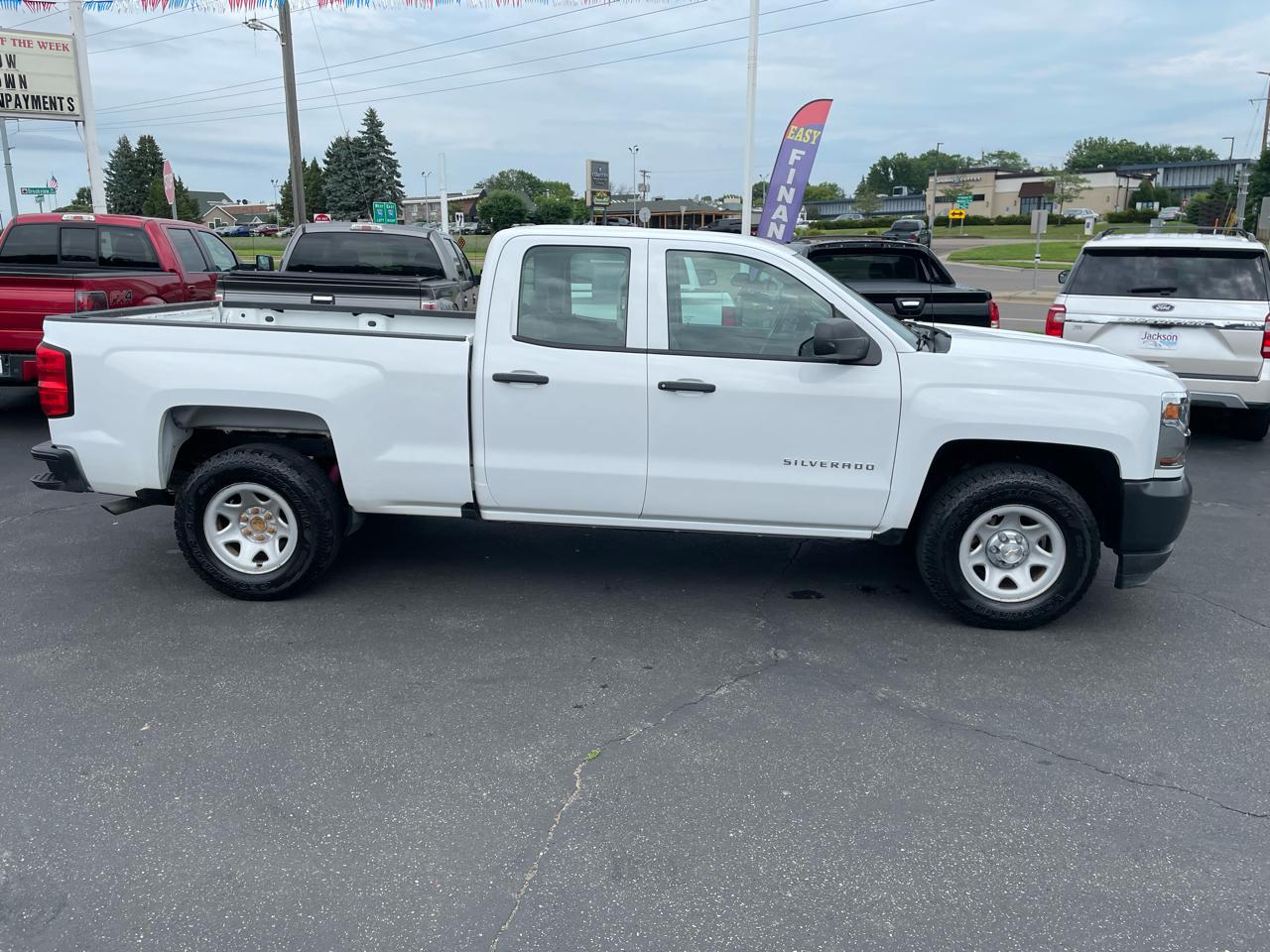 Chevrolet Silverado 1500 4WD Double Cab 143.5" Work Truck 2017