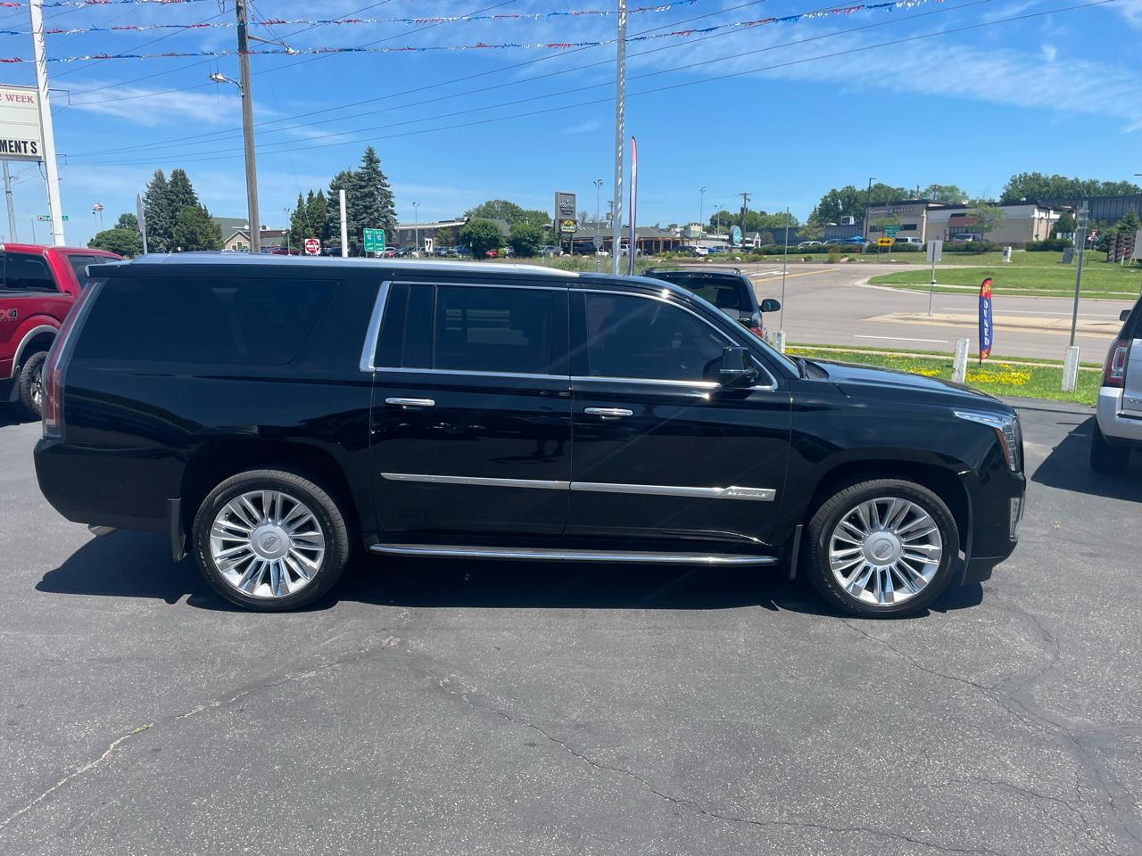 Cadillac Escalade ESV 4WD 4dr Premium Luxury 2018