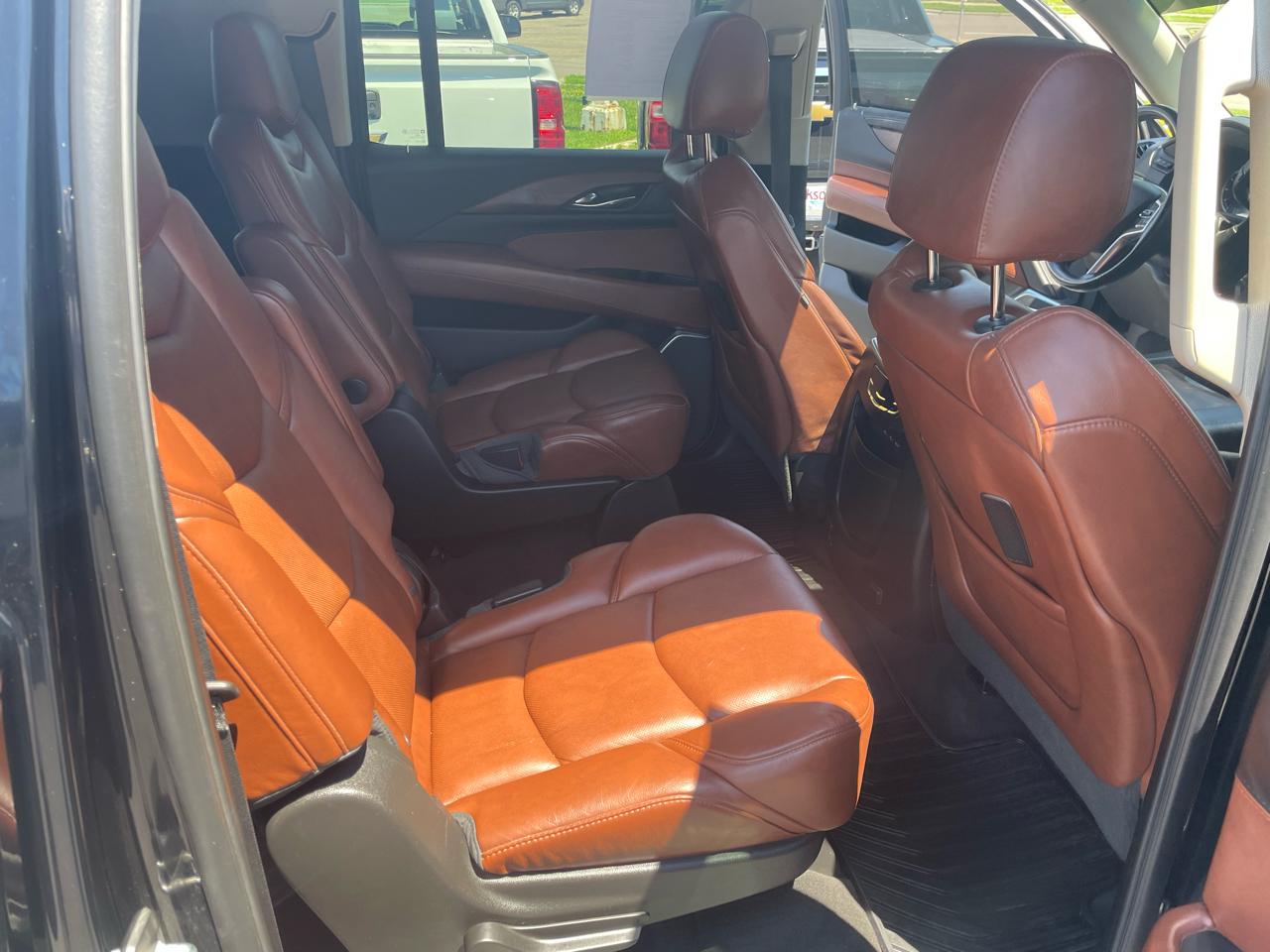 Cadillac Escalade ESV 4WD 4dr Premium Luxury 2018